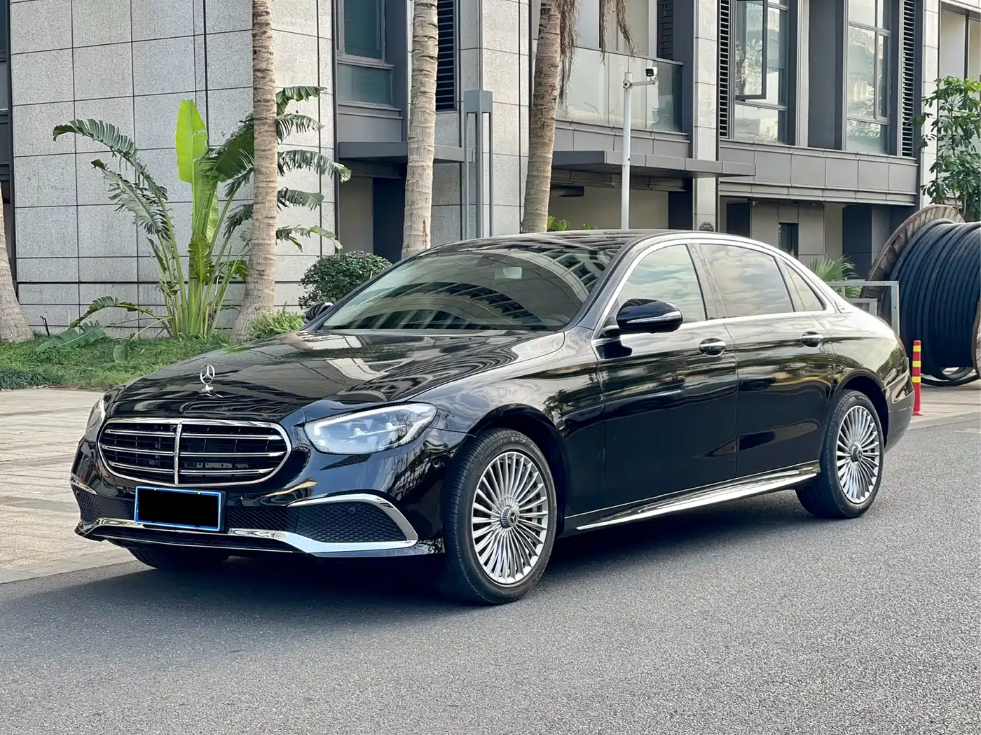 Mercedes-Benz E-Class 2019 E 300 L Sport Fashion