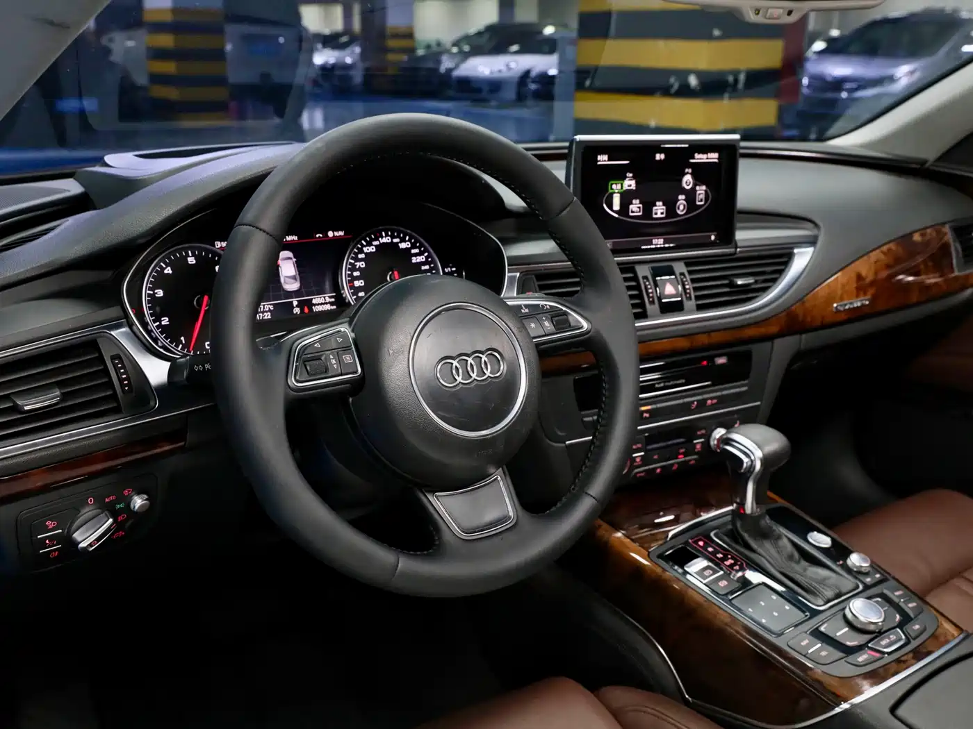 Audi A7 2012 3.0TFSI quattro Luxury Model фото 12