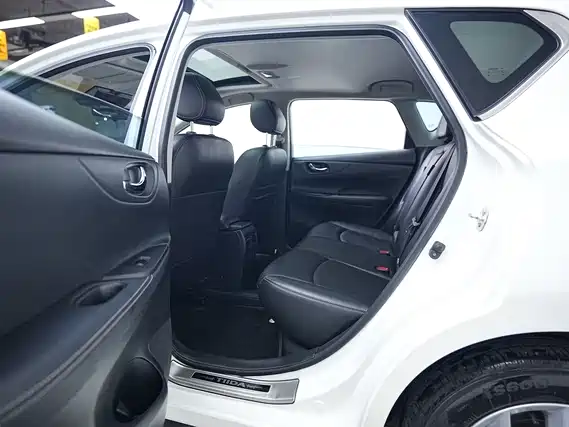 Nissan Tiida 2024 2024 1.6L CVT Smart Drive Edition