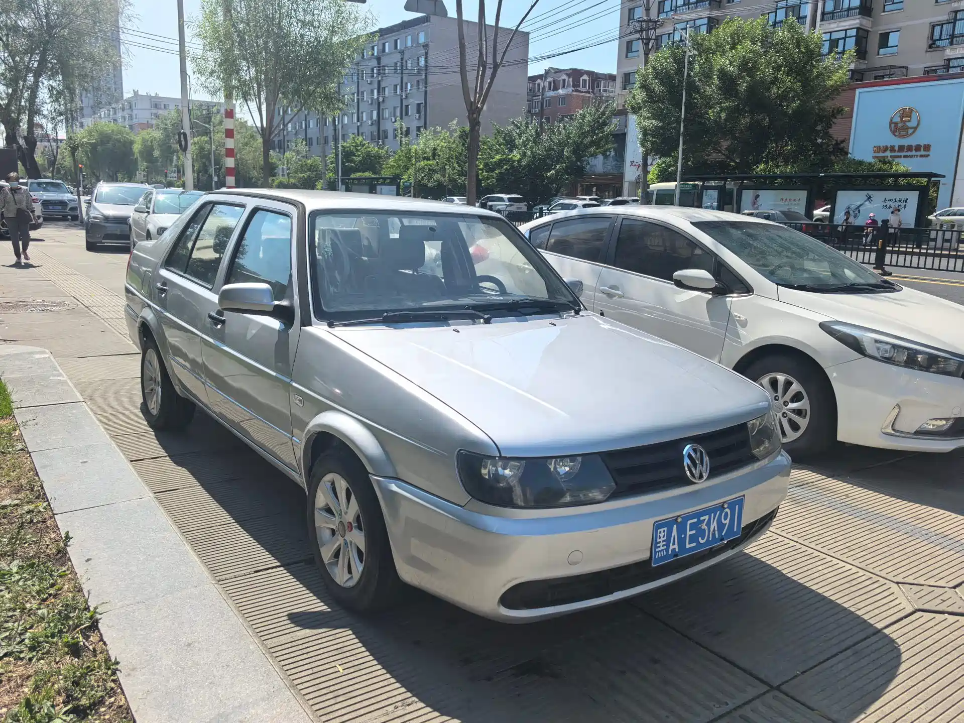 Photo 3 - Volkswagen Jetta