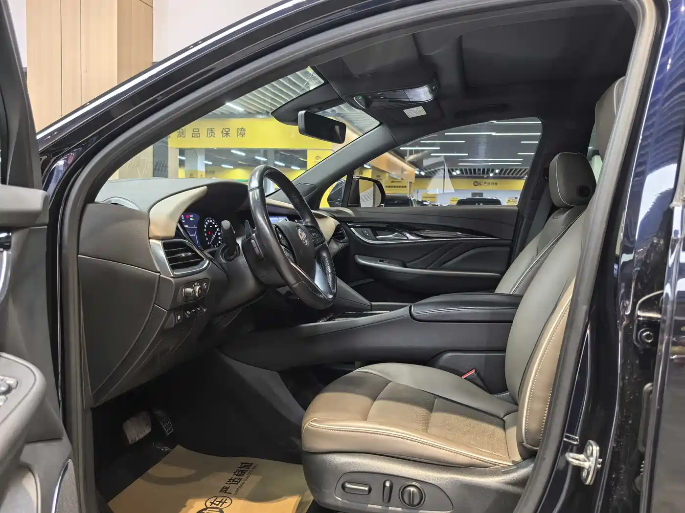 Buick Enclave 2022 652T 4WD Exclusive Flagship 7-Seater фото 8