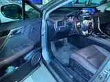 Фото 14 - Lexus RX