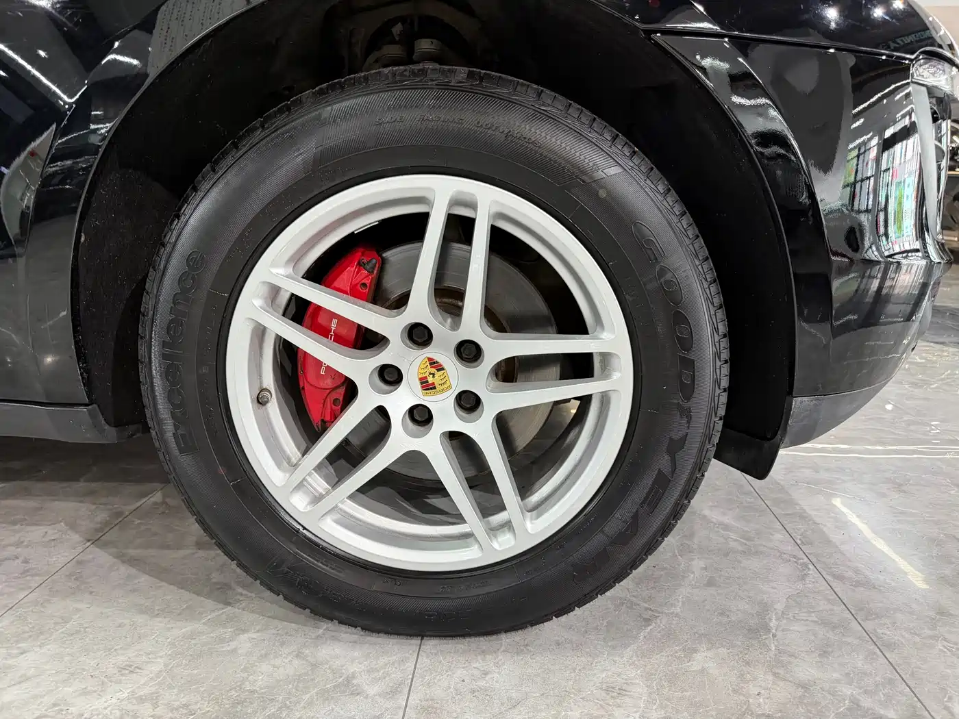 Porsche Macan 2017 Macan 2.0T фото 15