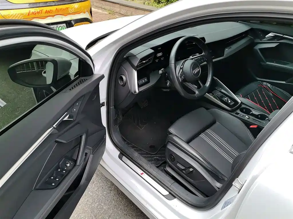 Audi A3 2024 Model Sportback 35 TFSI Fashion Sport фото 15