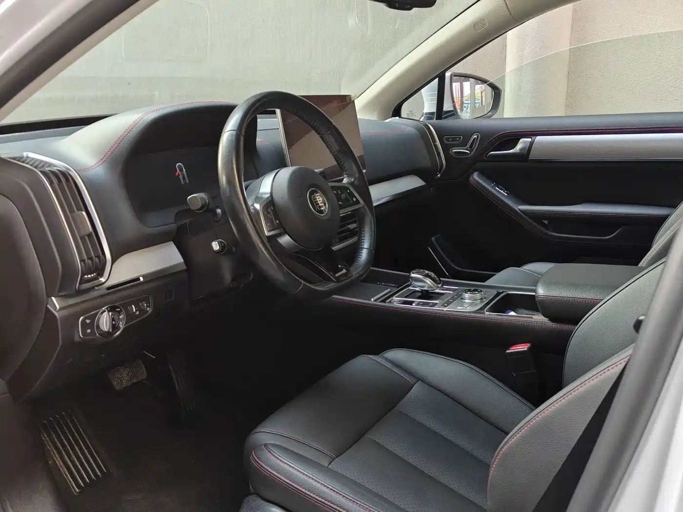 BYD Tang New Energy 2018 DM 2.0T AWD Smart Connection Enjoy Edition 7-Seater China V фото 7