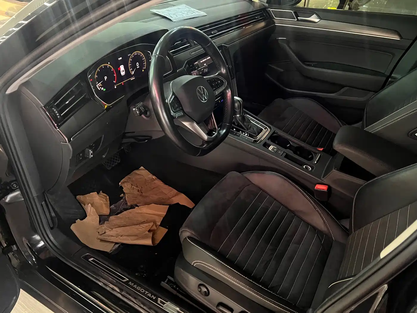 Volkswagen Magotan 2021 330TSI DSG 30th Anniversary Edition фото 7