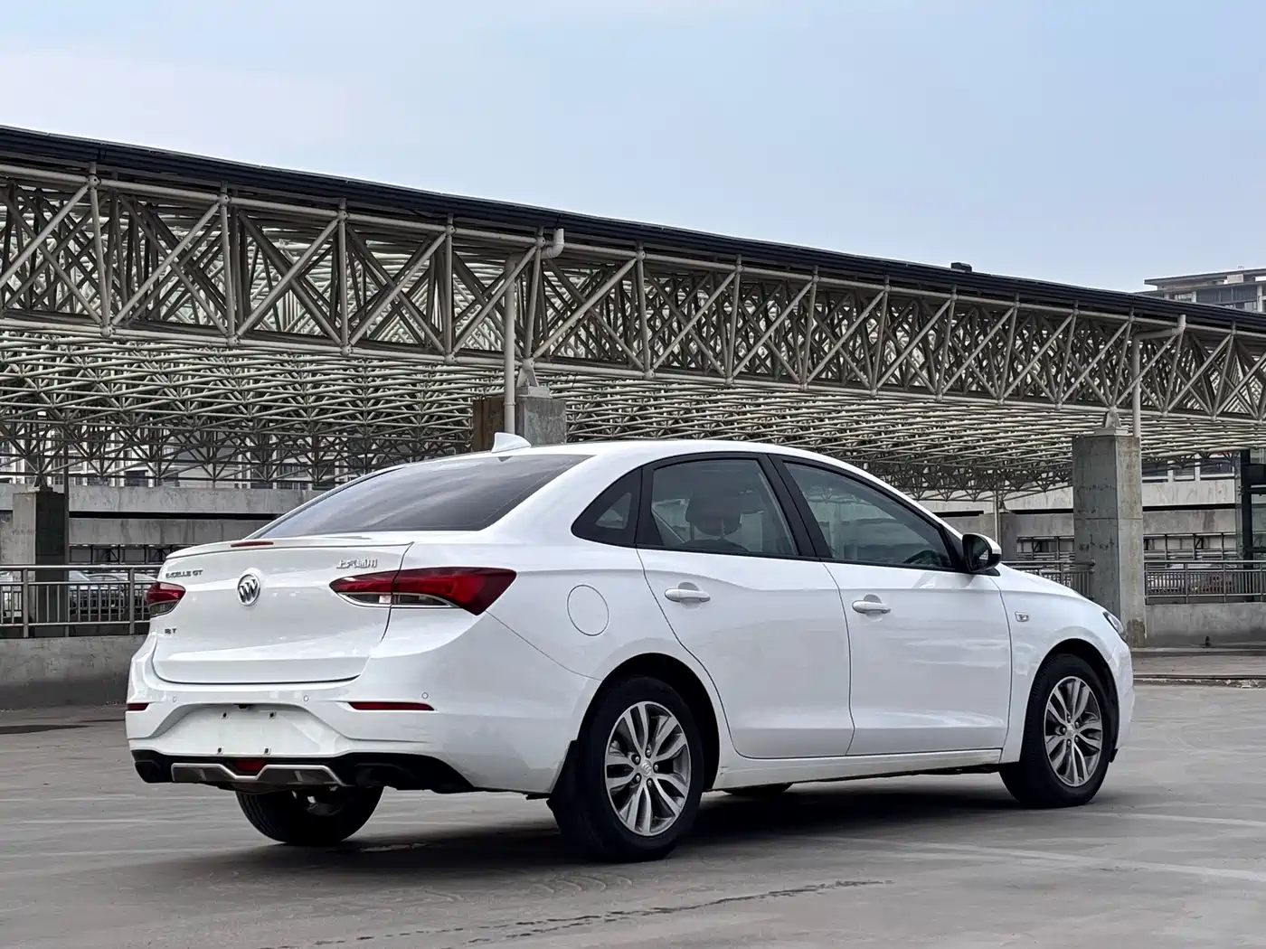 Buick Excelle 2019 15T DCT Connected Elite (China V) фото 9