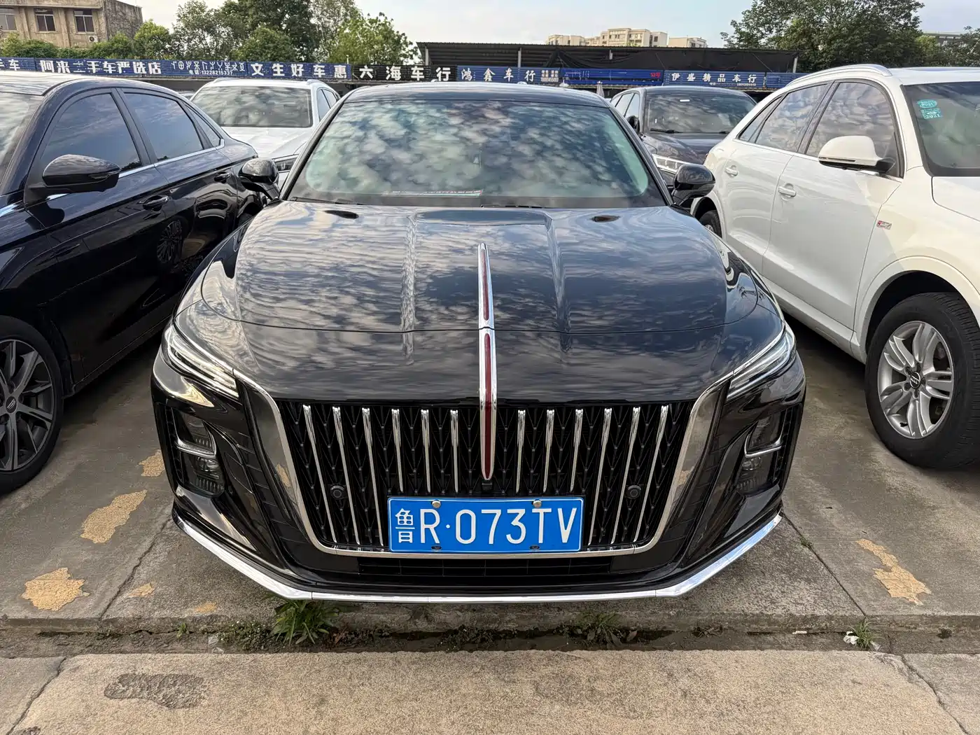 Hongqi H5 2023 1.5T DCT Smart Connect Joy Edition фото 2