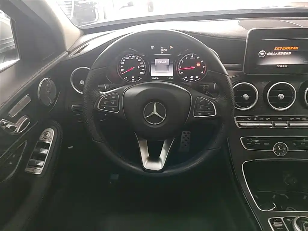 Mercedes-Benz C-Class 2015 Facelift C 200 L Sport фото 11