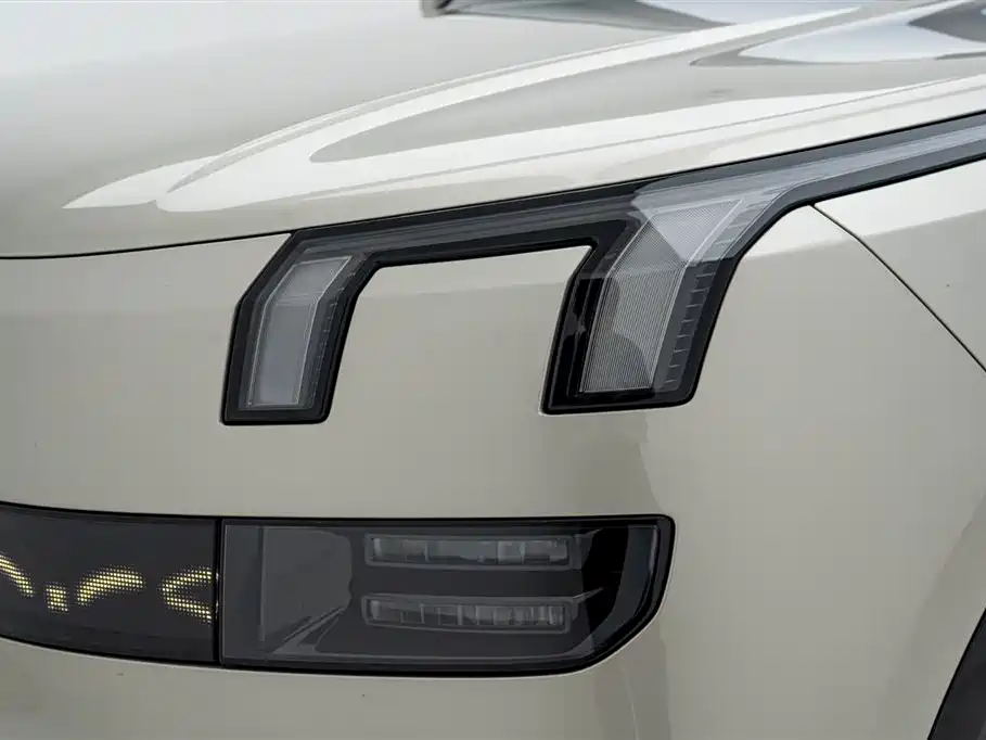 Lynk & Co 900 2025 2.0T Ultra фото 10