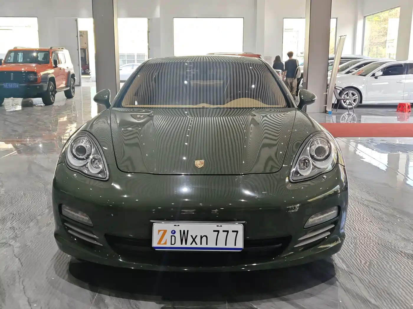 Porsche Panamera 2010 Model Panamera 4S 4.8L фото 3