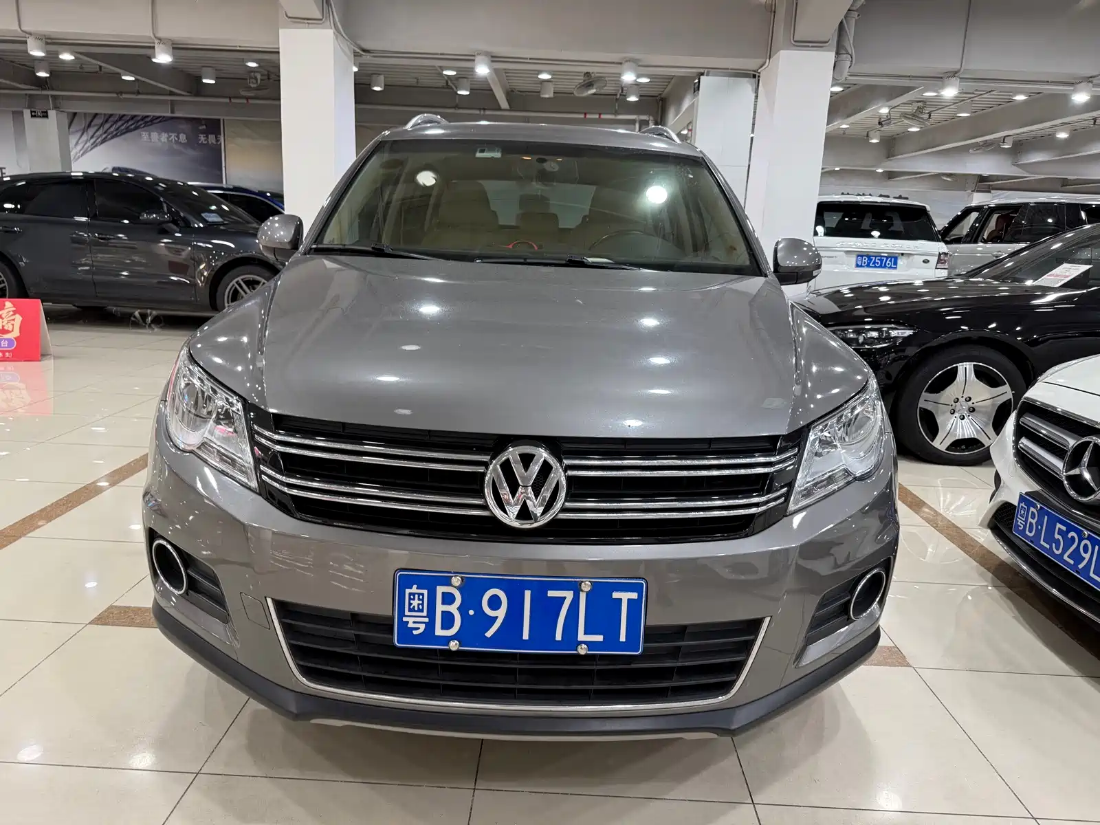 Фото 2 - Volkswagen Tiguan