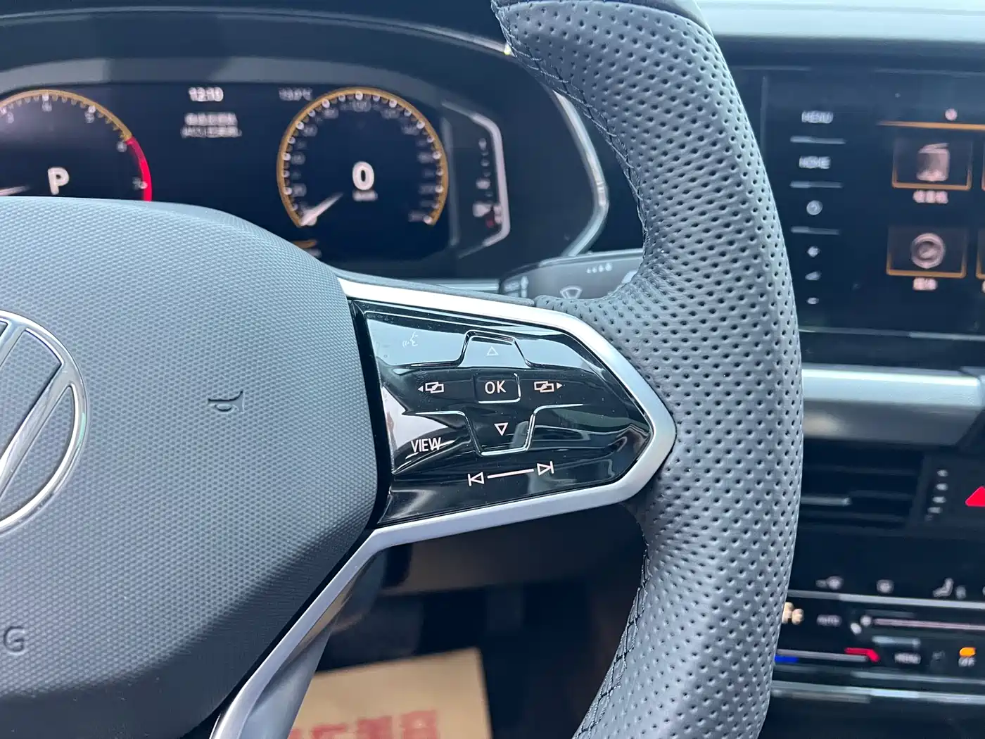 Volkswagen Passat 2023 Facelift 330TSI Starlight Elite Edition фото 15