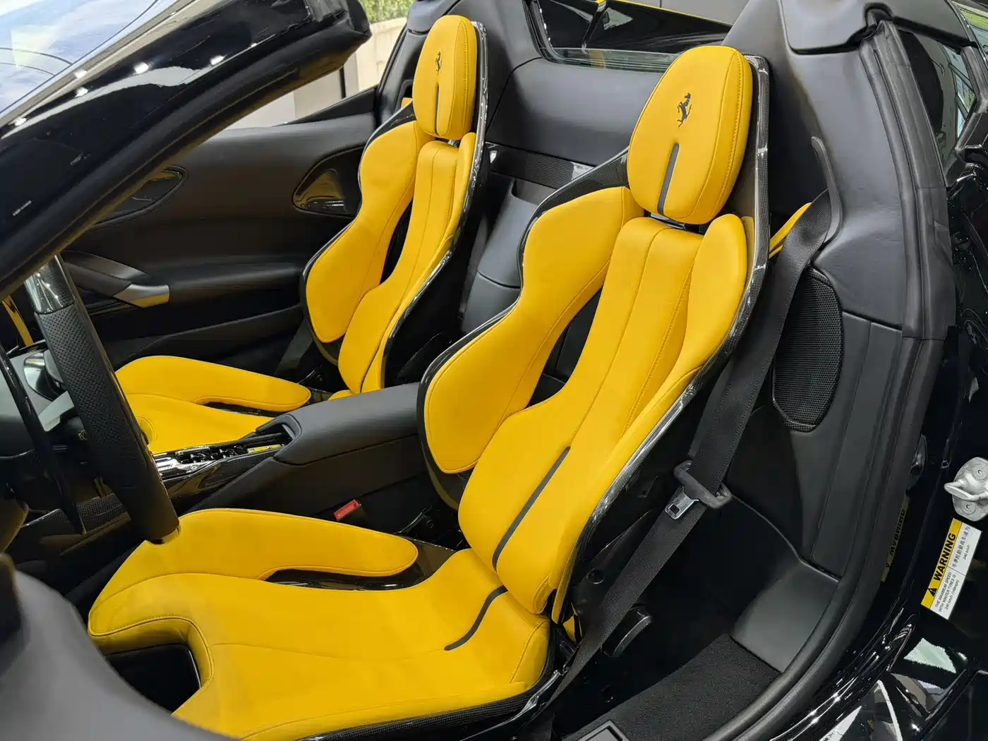 Ferrari SF90 2023 2021 3.9T V8 Spider