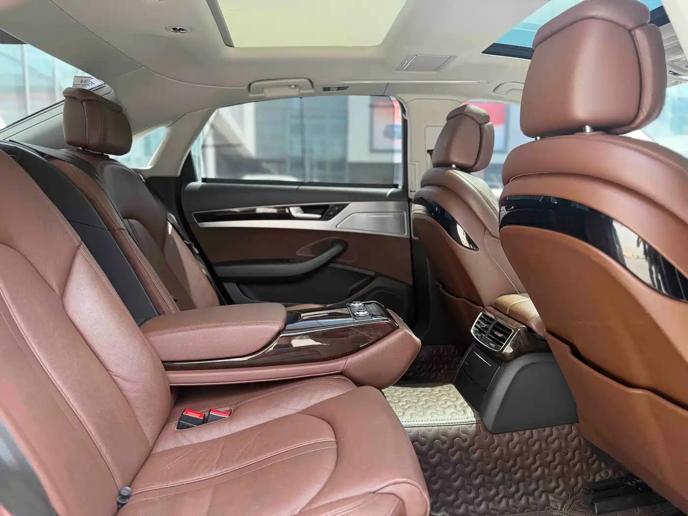Audi A8 2016 A8L 45 TFSI quattro Comfort фото 8