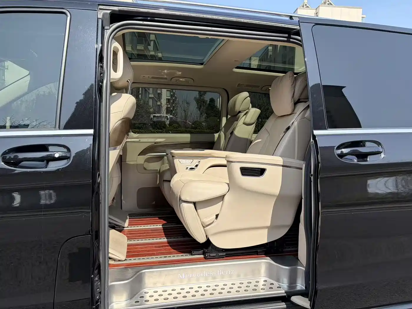 Mercedes-Benz V-Class 2020 V 260 Luxury Edition фото 11