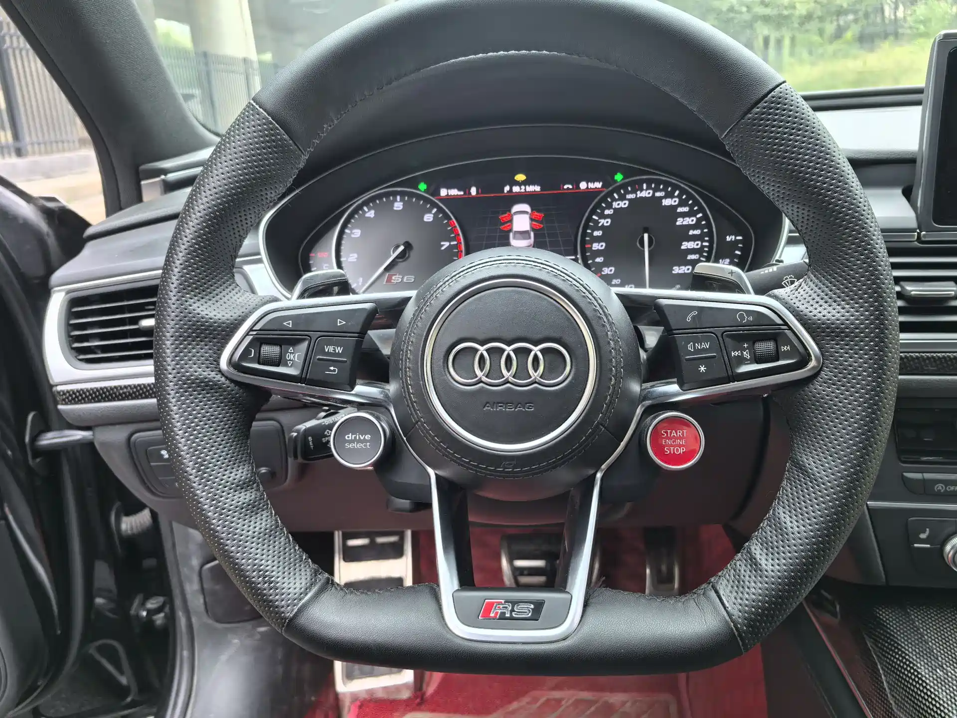 Фото 12 - Audi S6