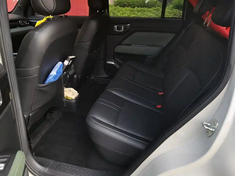 Baojun Yueye Plus 2024 2024 Smart Premium 4-Seater