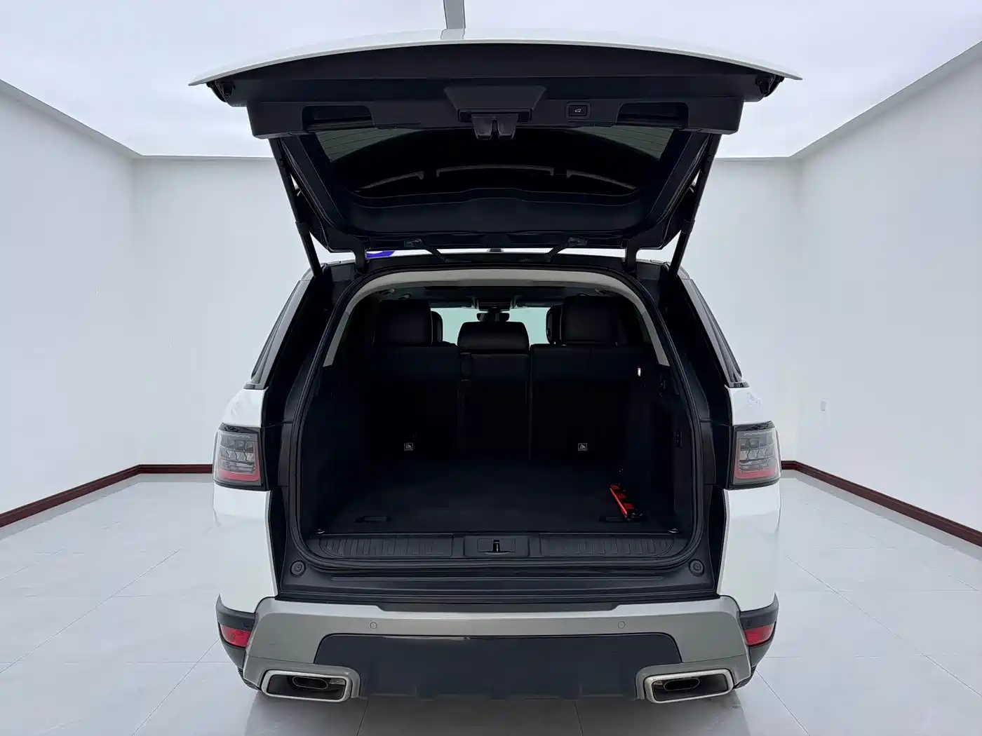Land Rover Range Rover Sport 2020 3.0 L6 SE фото 17