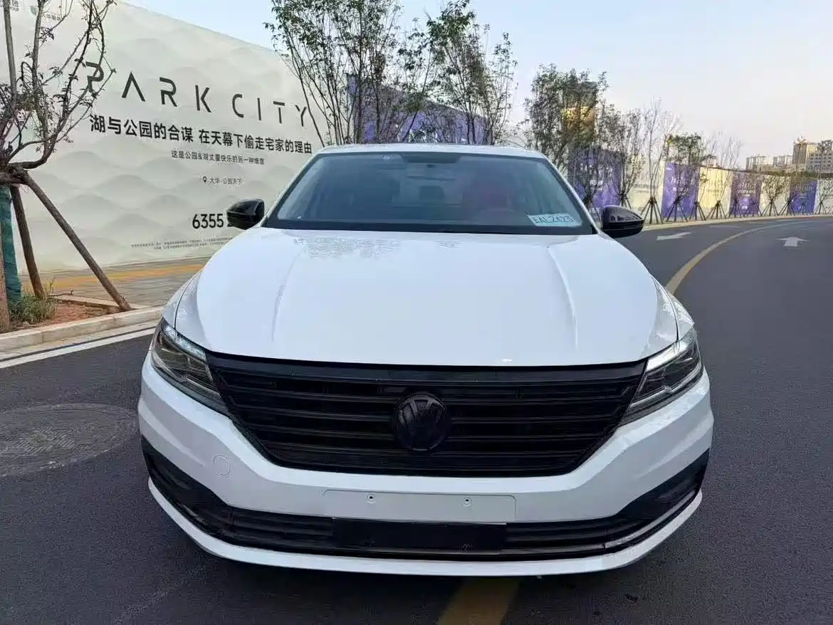 Volkswagen Lavida 2019 1.5L Automatic Comfort Edition China VI фото 2
