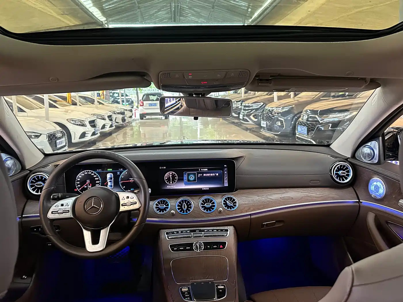 Mercedes-Benz E-Class 2020 E 260 L фото 9