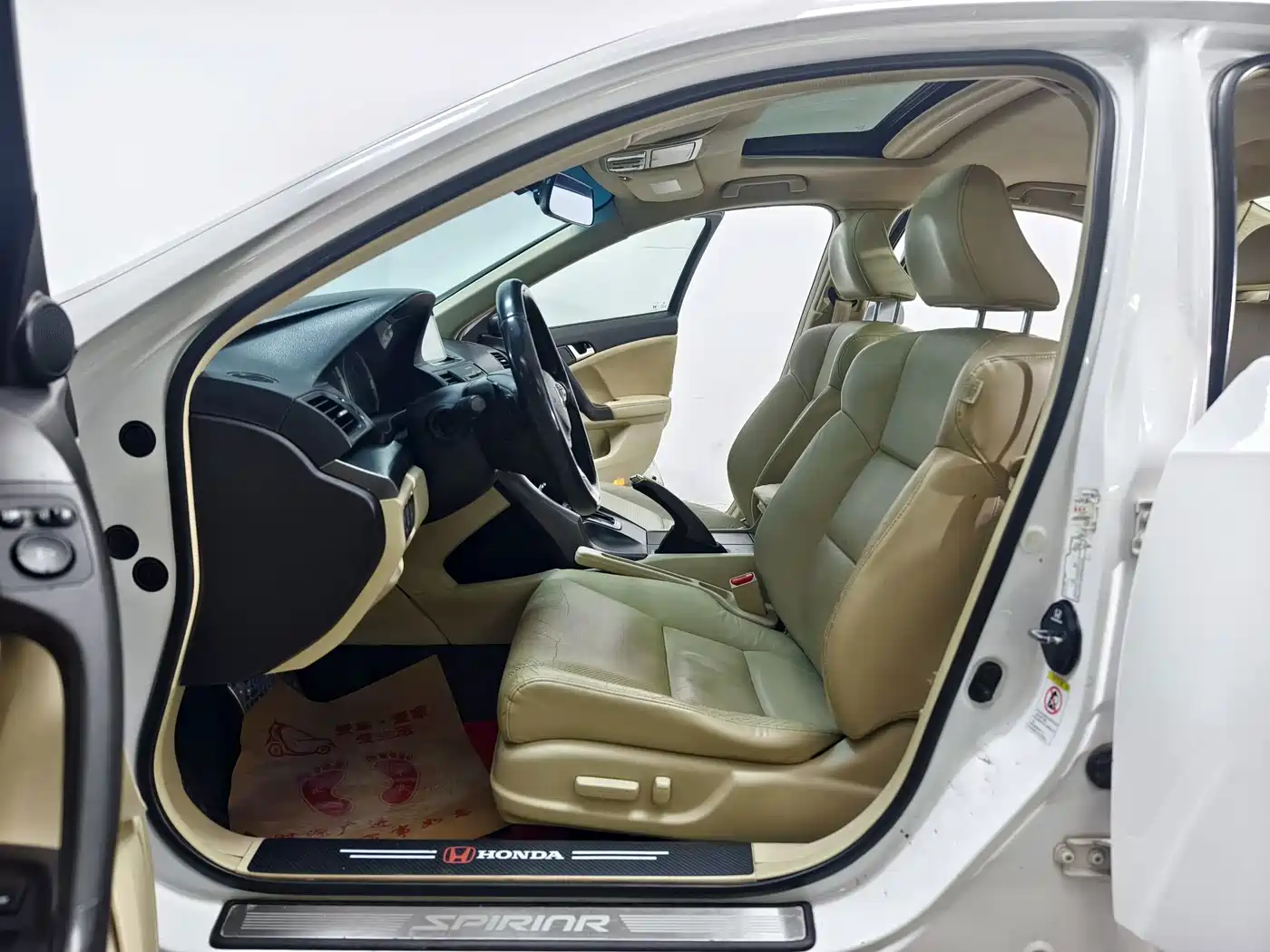 Фото 11 - Honda Spirior
