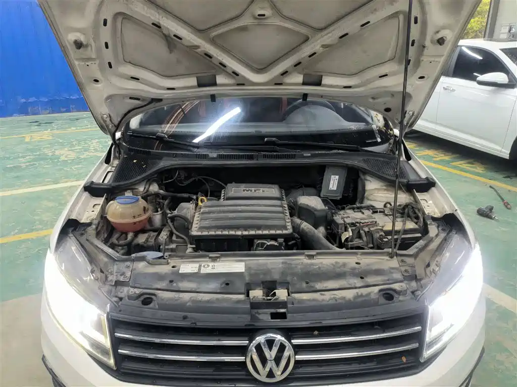 Volkswagen Santana 2016 1.6L Automatic Trend Edition фото 20