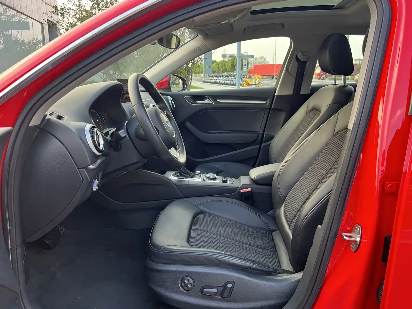 Audi A3 (Import) 2015 2014 Sportback 40 TFSI S line Comfort