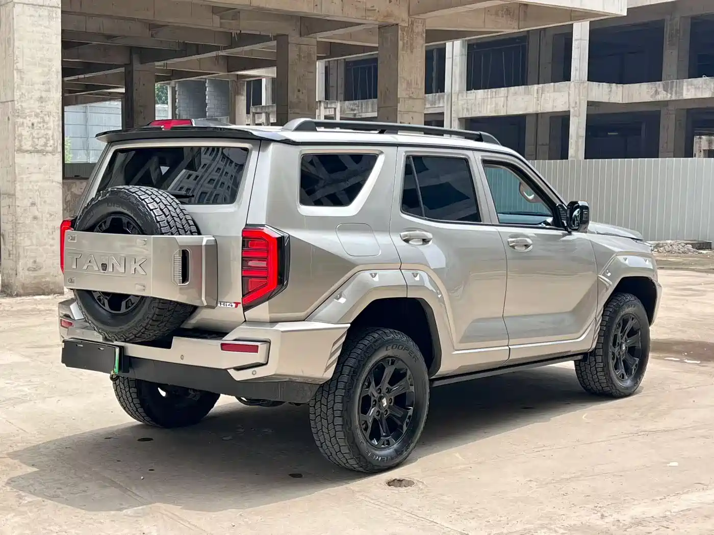 Tank 400 New Energy 2023 Hi4-T Super Edition фото 7