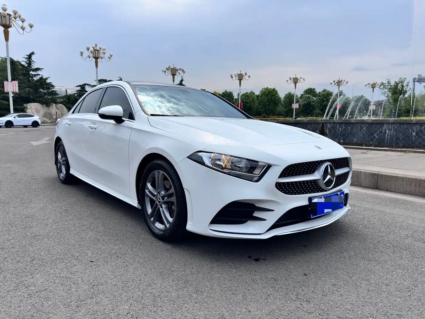 Mercedes-Benz A-Class 2022 Facelift A 180 L Sport Sedan фото 3