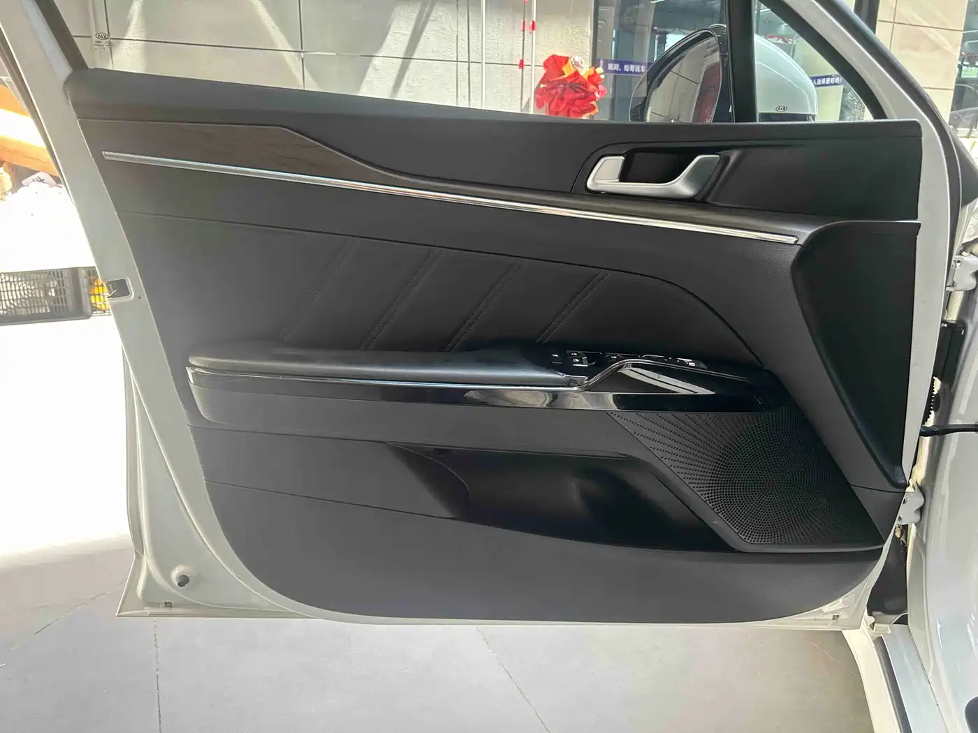 Kia K5 2020 270T CVVD Luxury Edition фото 10