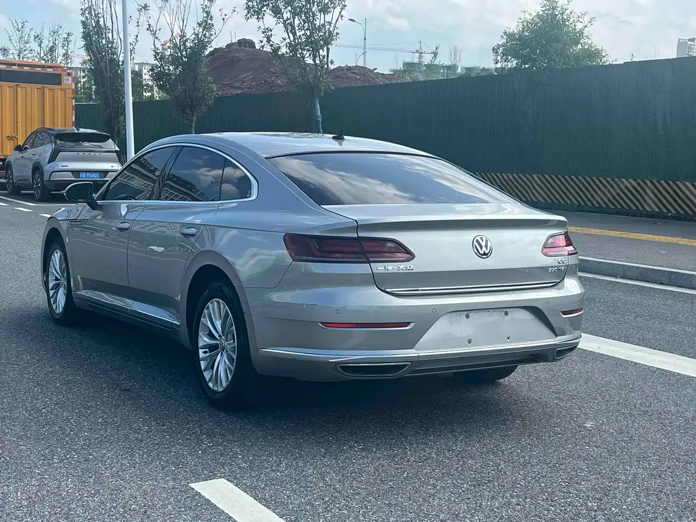 Volkswagen FAW-Volkswagen CC 2019 330TSI Charming Appearance (China V) фото 4