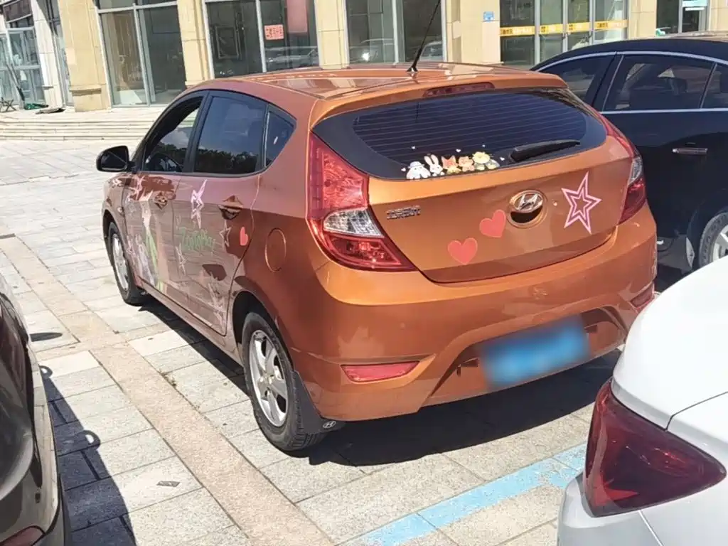 Hyundai Reina 2015 2014 Model 1.4L Automatic GLX