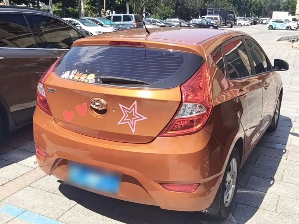 Hyundai Reina 2015 2014 Model 1.4L Automatic GLX