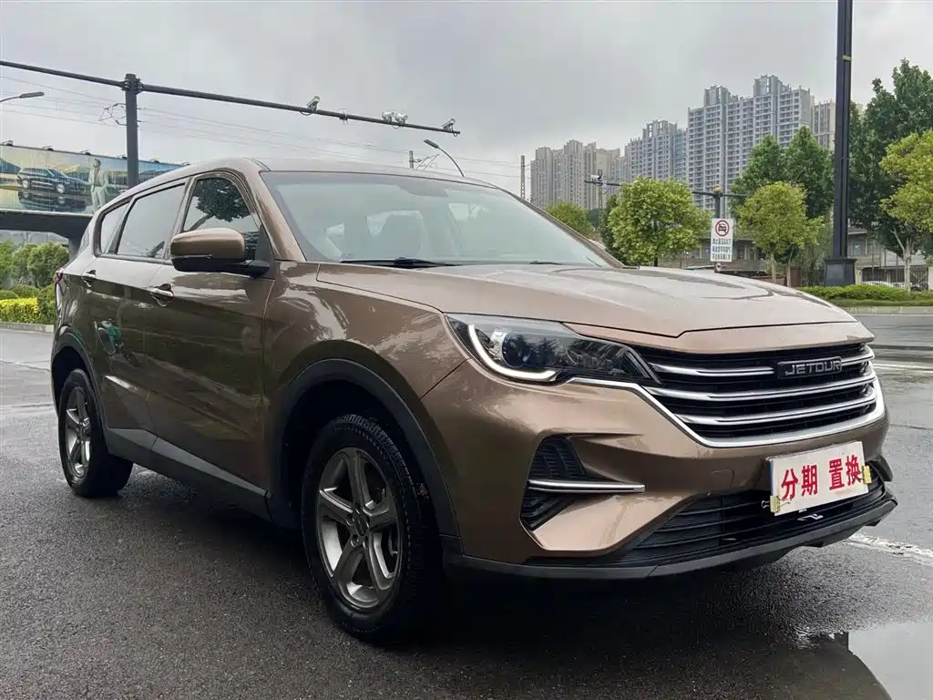 Jetour X70M 2020 2020 1.5T Manual Value Partner 6-seater