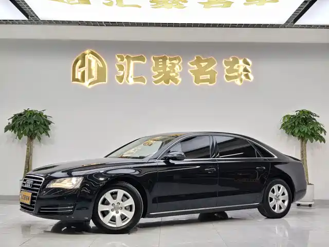 Audi A8 2012 A8L 50 TFSI quattro Comfort — фото 1