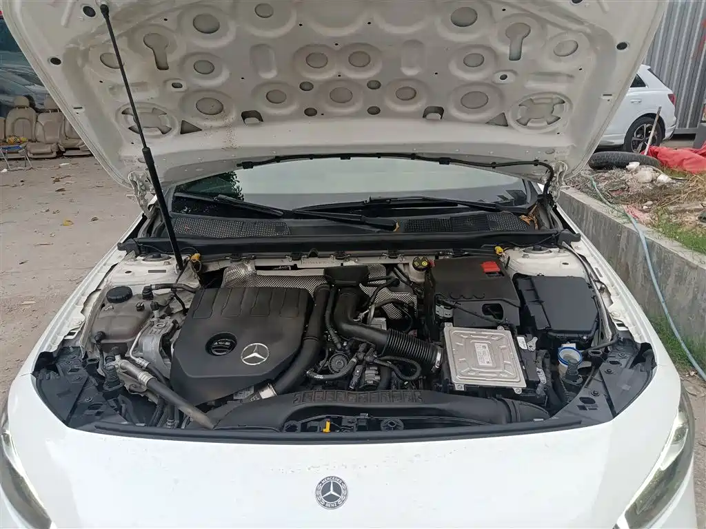 Mercedes-Benz A-Class 2019 A 200 L Sport Sedan фото 20