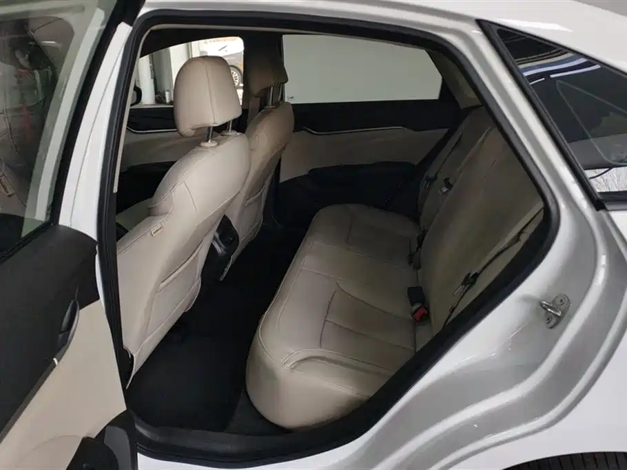 Buick Excelle 2019 15T DCT Connected Elite Type China VI фото 11