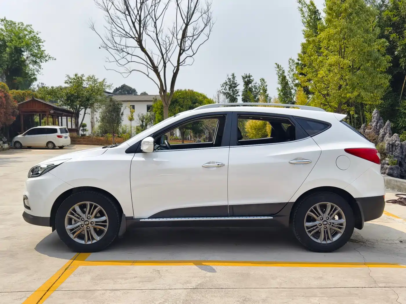 Hyundai Beijing Hyundai ix35 2015 2.0L Automatic 2WD Smart Type China IV фото 8