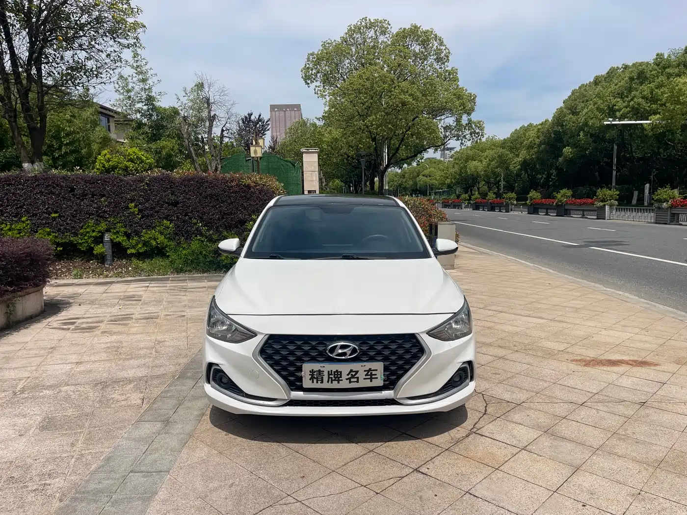 Hyundai Elantra 2018 1.6L Auto Joy GL (China V) фото 2