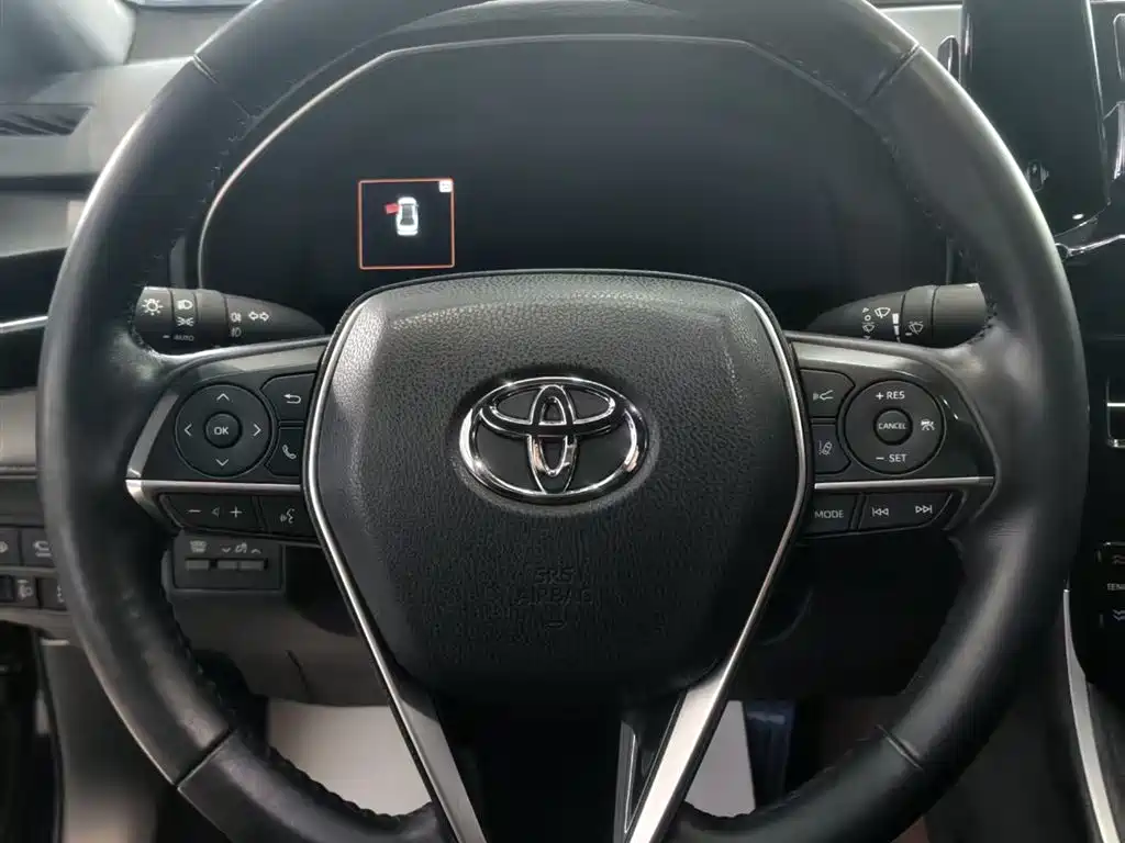 TOYOTA ASIAN DRAGON