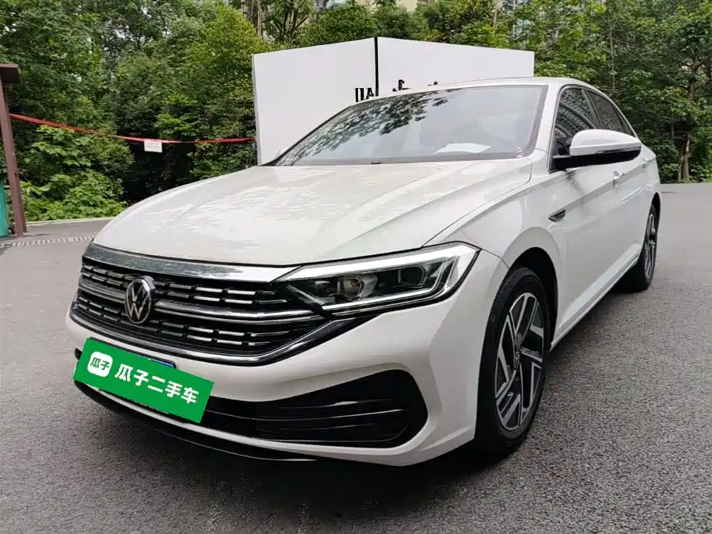 Volkswagen Sagitar 2023 300TSI DSG Surpassing Edition фото 2