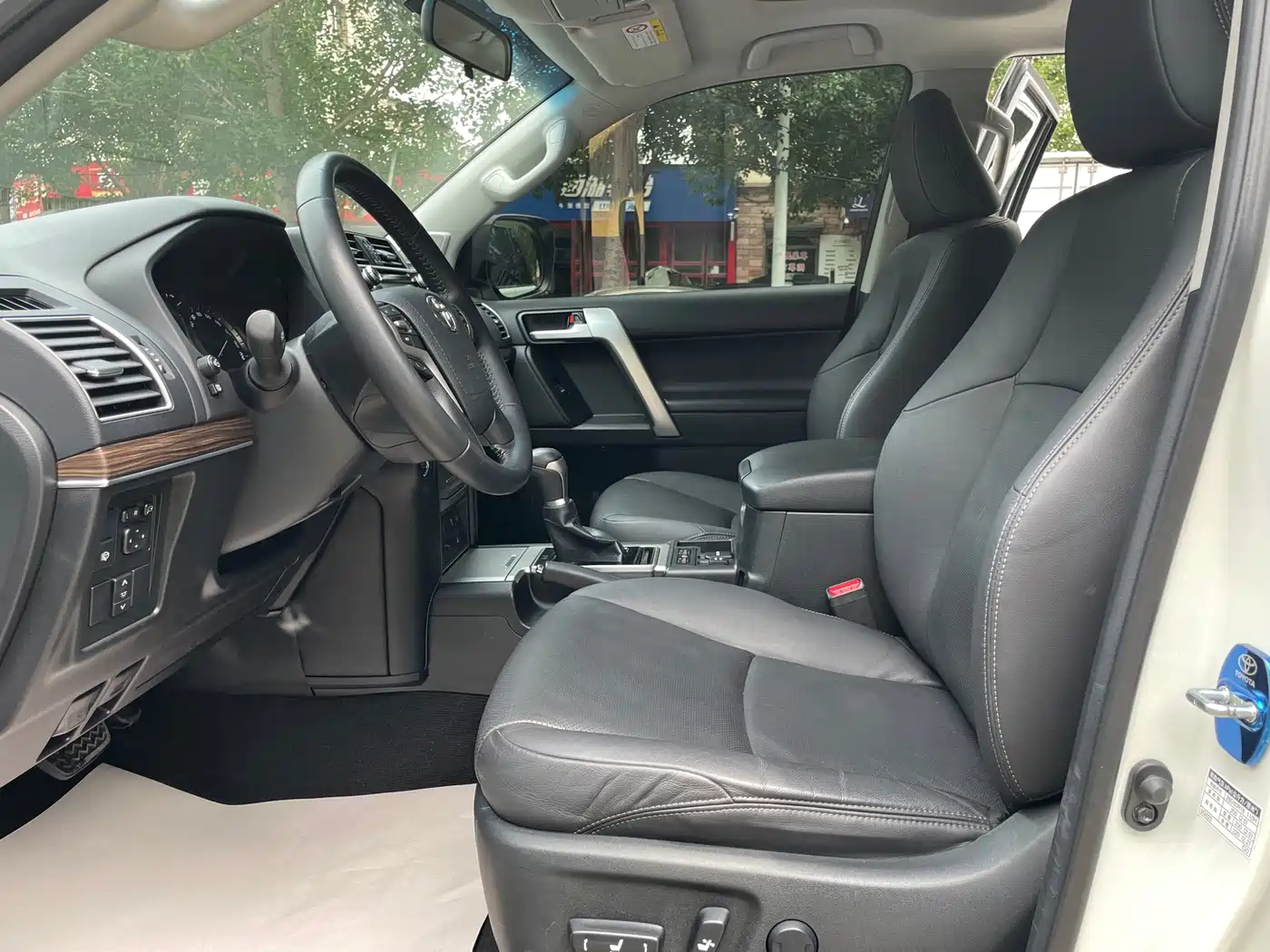 Toyota Prado 2018 3.5L Automatic TX-L NAVI Rear-mounted Spare Tire фото 22