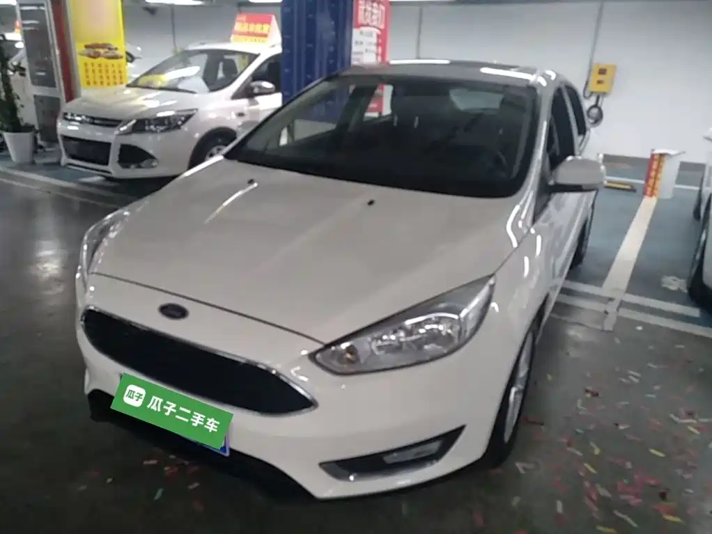 Фото 1 - Ford Focus