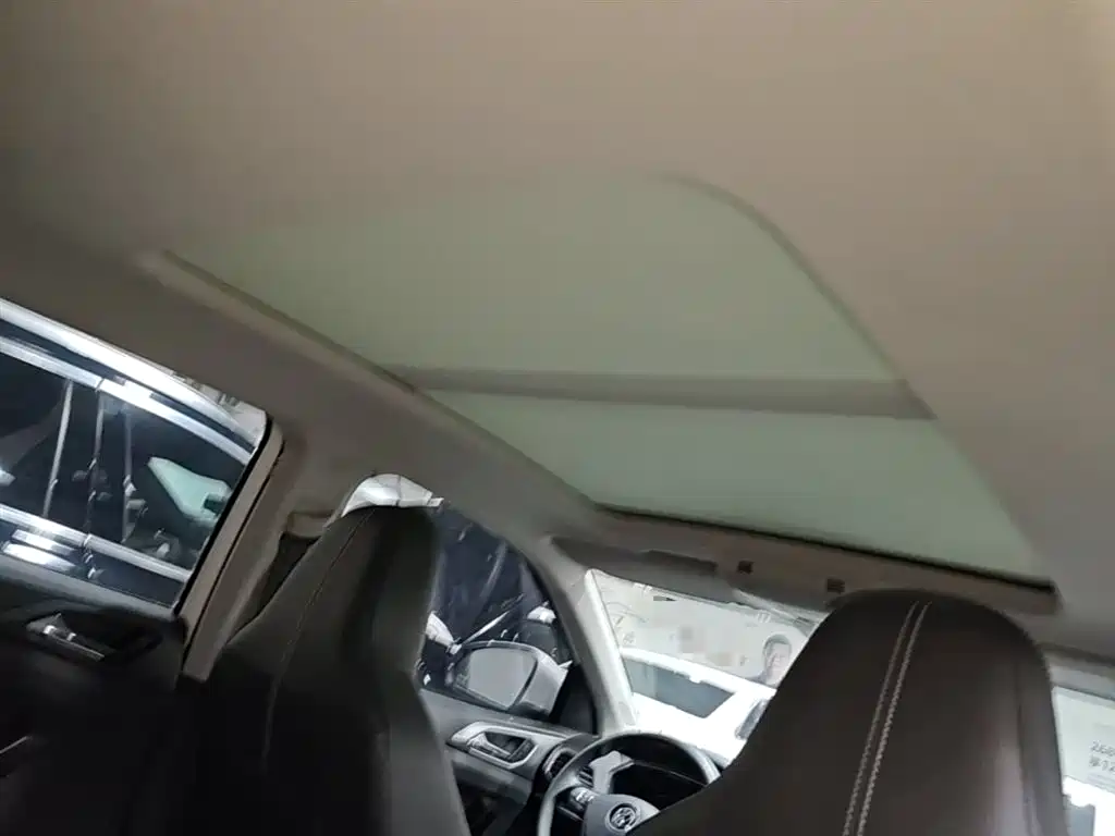 VOLKSWAGEN TU KAI