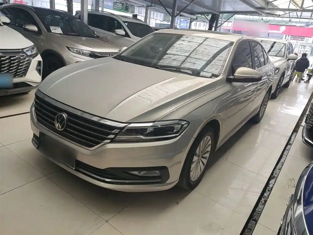 Volkswagen Lavida 2021 1.5L Auto Comfort Edition фото 2