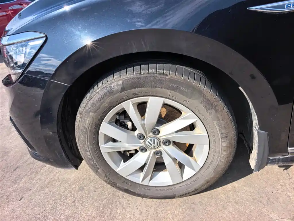 Volkswagen Passat New Energy 2020 430PHEV Hybrid Elite (China VI) фото 7