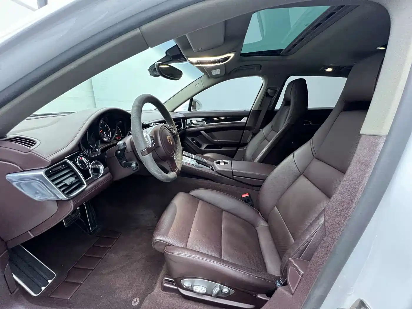 Porsche Panamera 2016 Panamera 4 Executive Edition 3.0T фото 11