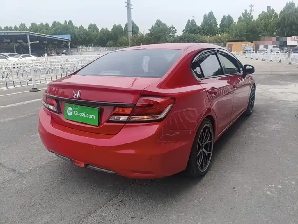 Photo 7 - Honda Civic