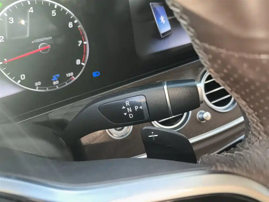 Mercedes-Benz E-Class 2019 E 300 L Luxury фото 10